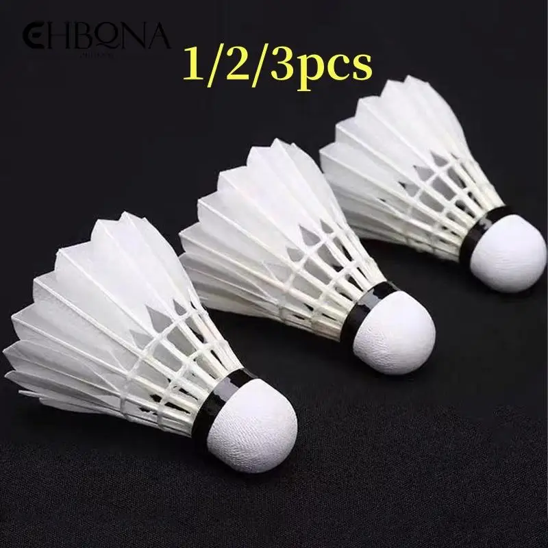 ลูกขนไก่แบดมินตันขนห่านสีขาวแบ - Feather Shuttlecock บทวิจารณ์และราคา